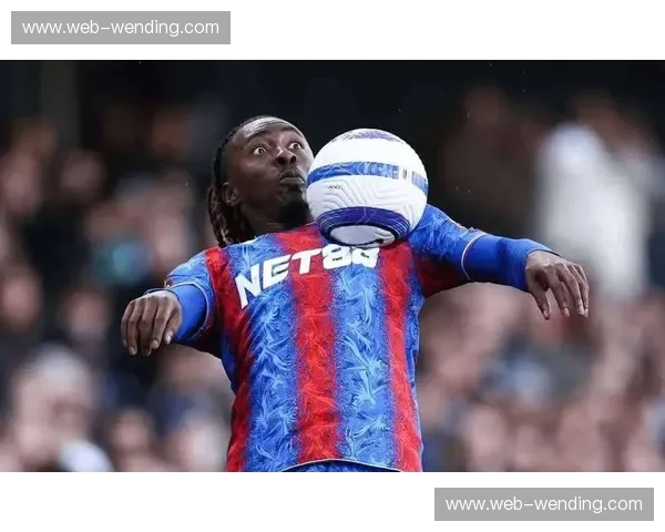 埃泽连续15场无贡献 枪手中场创造力遭遇质疑